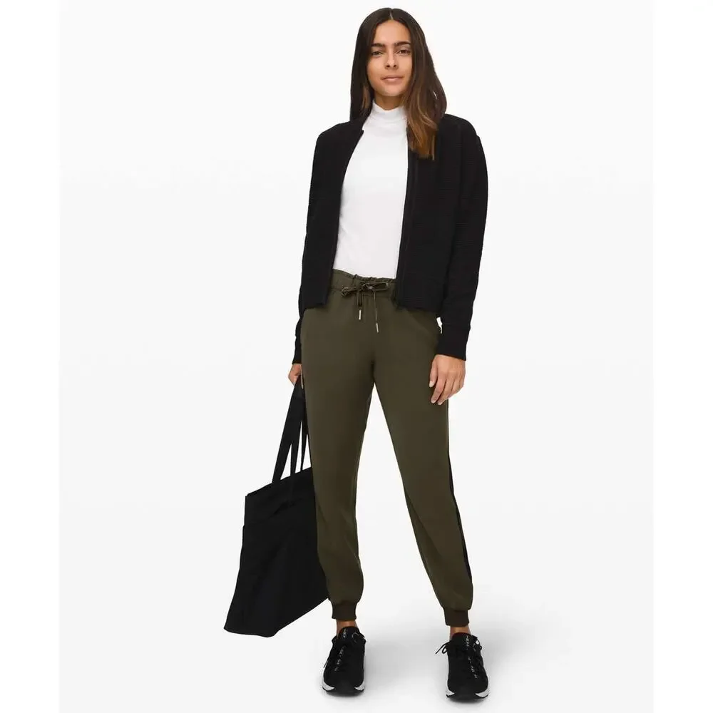 Lululemon On The Fly Jogger Pants Olive Green Black Velvet Trim Women's Size 12 - Picture 12 of 13